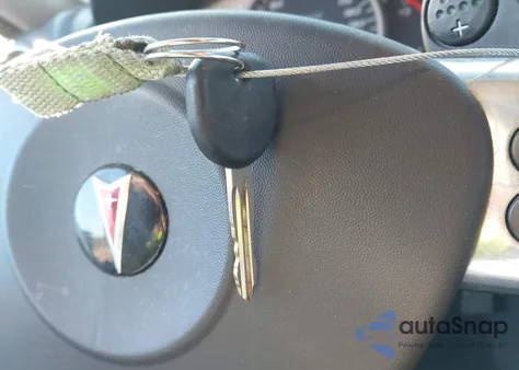 2006 Pontiac Grand Prix Gxp z USA, uszkodzony, nr VIN 2G2WC58C461104392